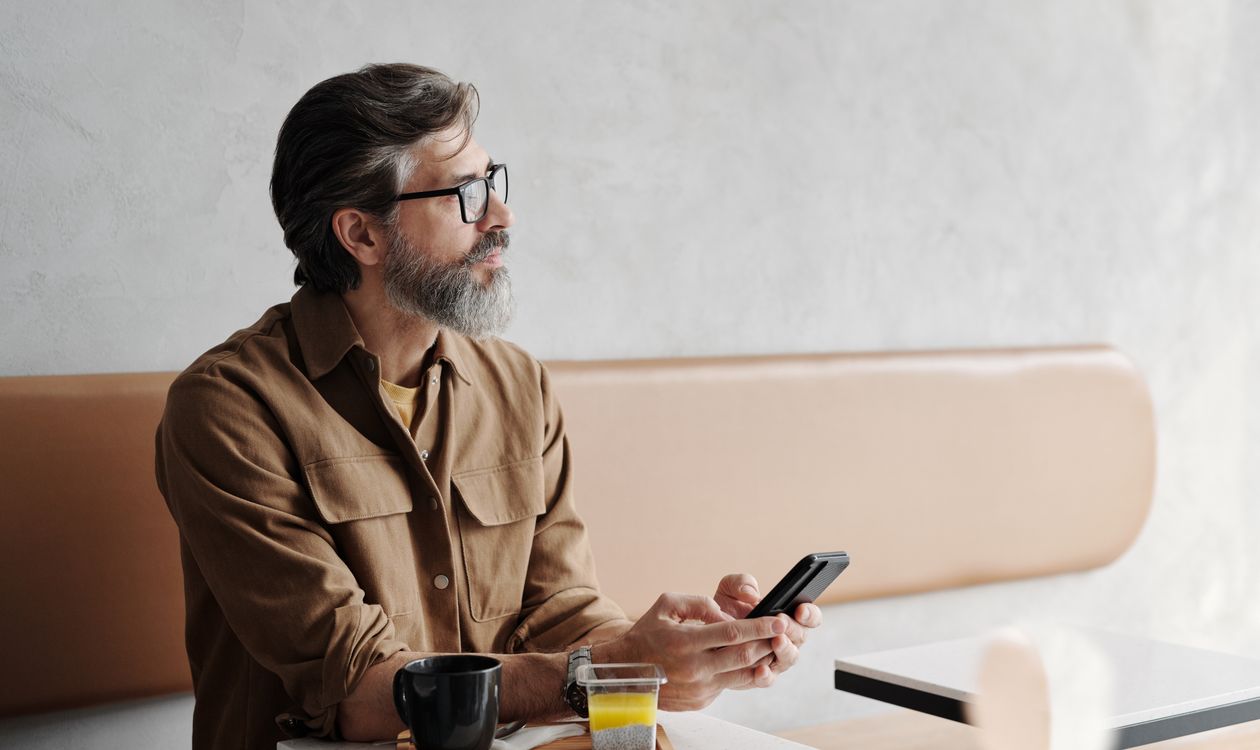 Il primo messaggio sulle app: cosa scrivere davvero